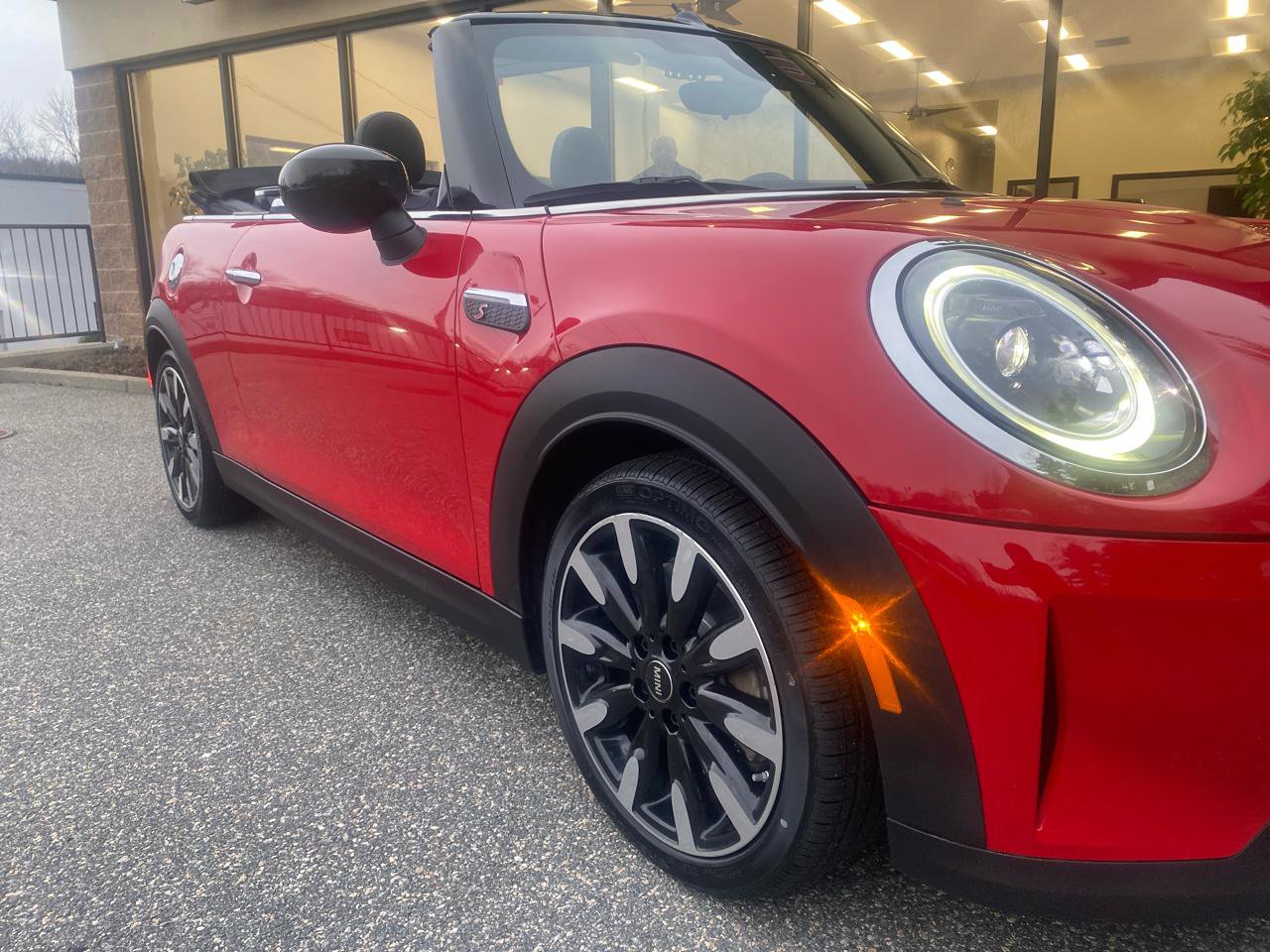 Used 2022 MINI Cooper S image 30