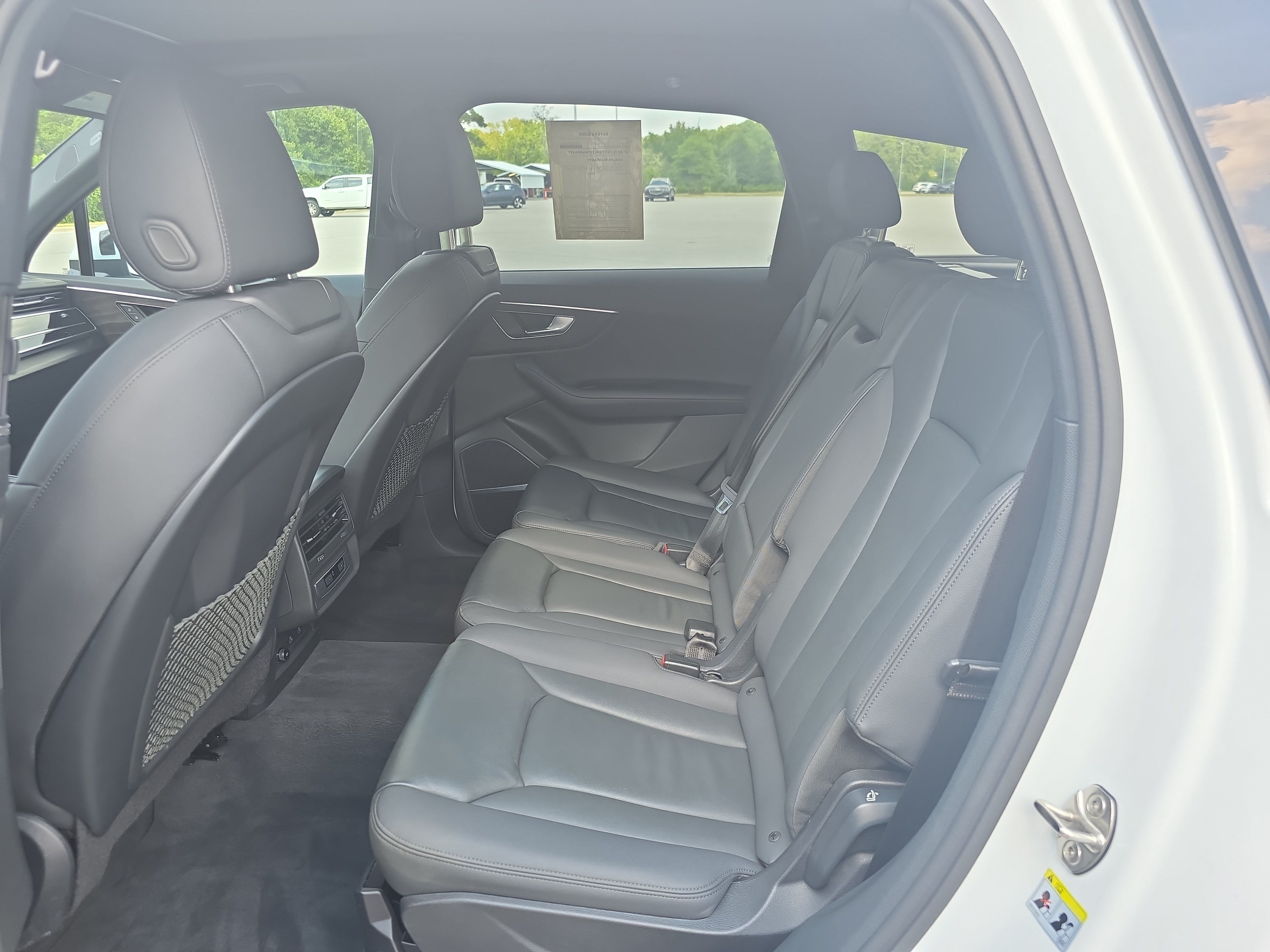 Used 2023 Audi Q7 2.0T Premium Plus w/ Premium Plus Package AWD/4WD image 14