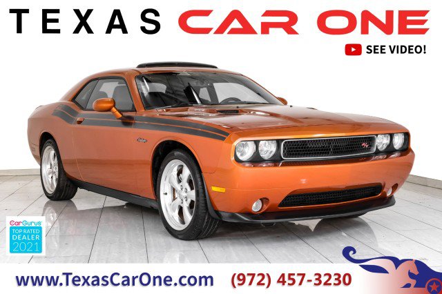 Used 2011 Dodge Challenger R/T RWD image 1