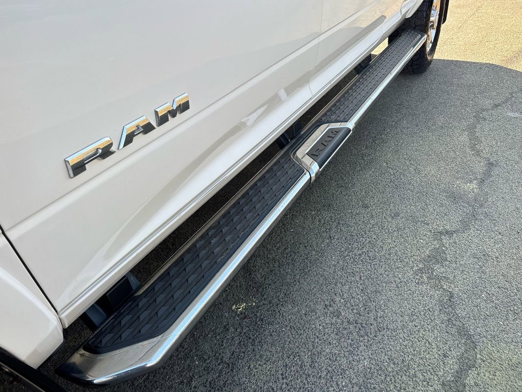 Used 2022 RAM 2500 Laramie w/ Rambox Utility Group image 9