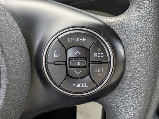 Used 2020 Kia Soul LX FWD image 25
