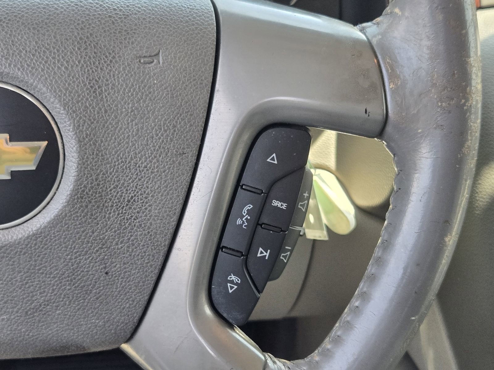 Used 2011 Chevrolet Tahoe LT w/ Luxury Package RWD image 26