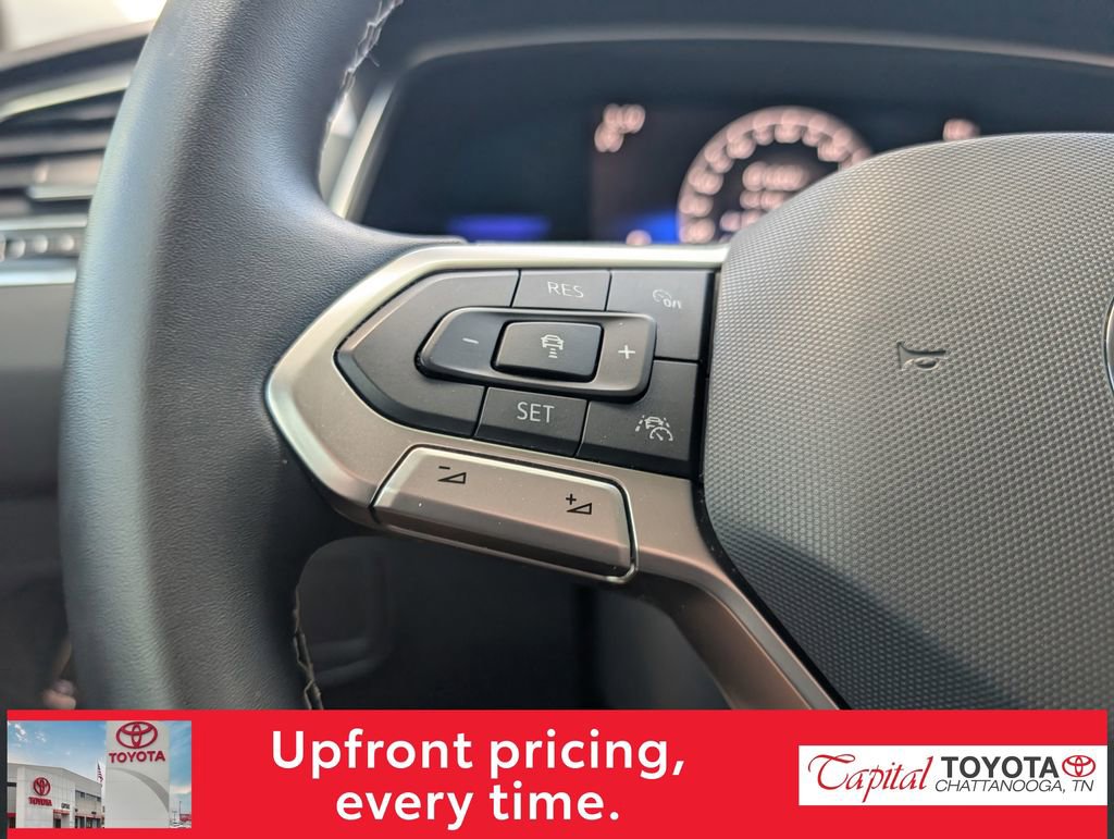 Used 2022 Volkswagen Tiguan SE FWD image 17