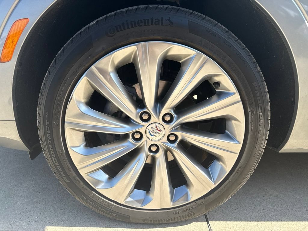 Used 2025 Buick Envista Avenir FWD image 3