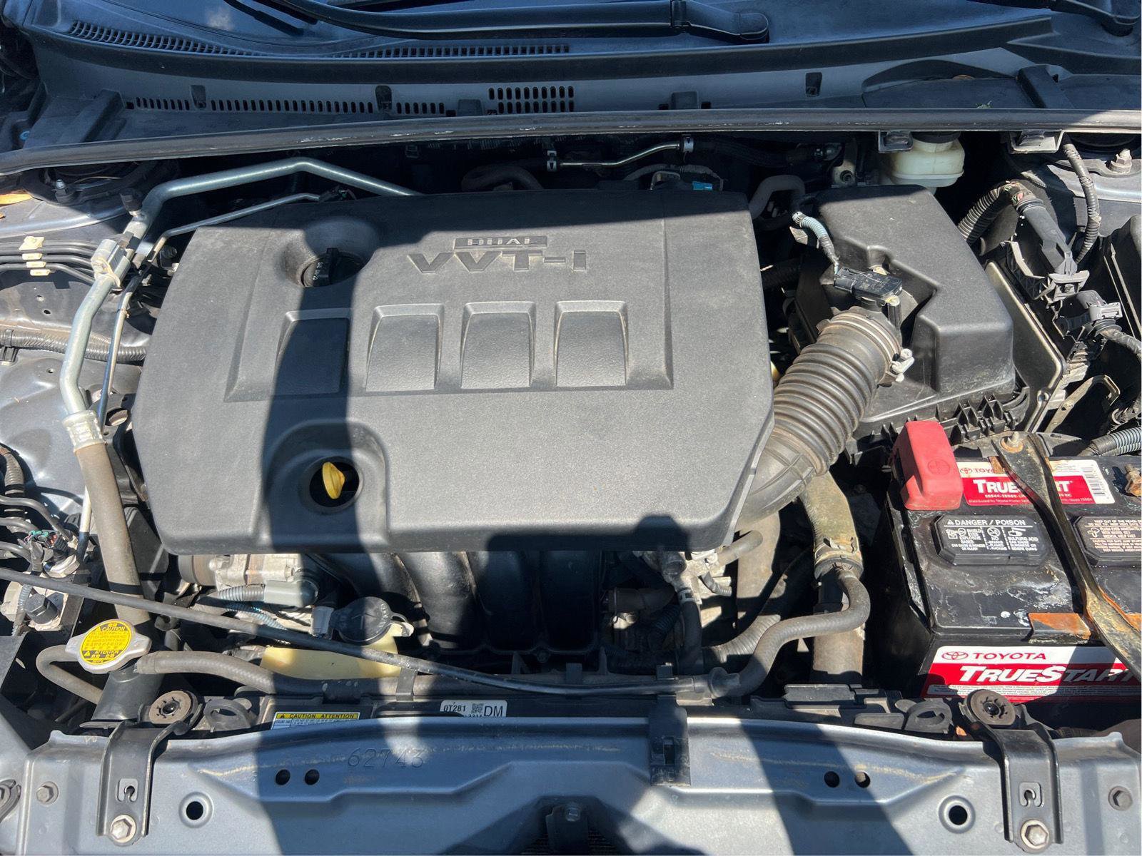 Used 2016 Toyota Corolla LE FWD image 28