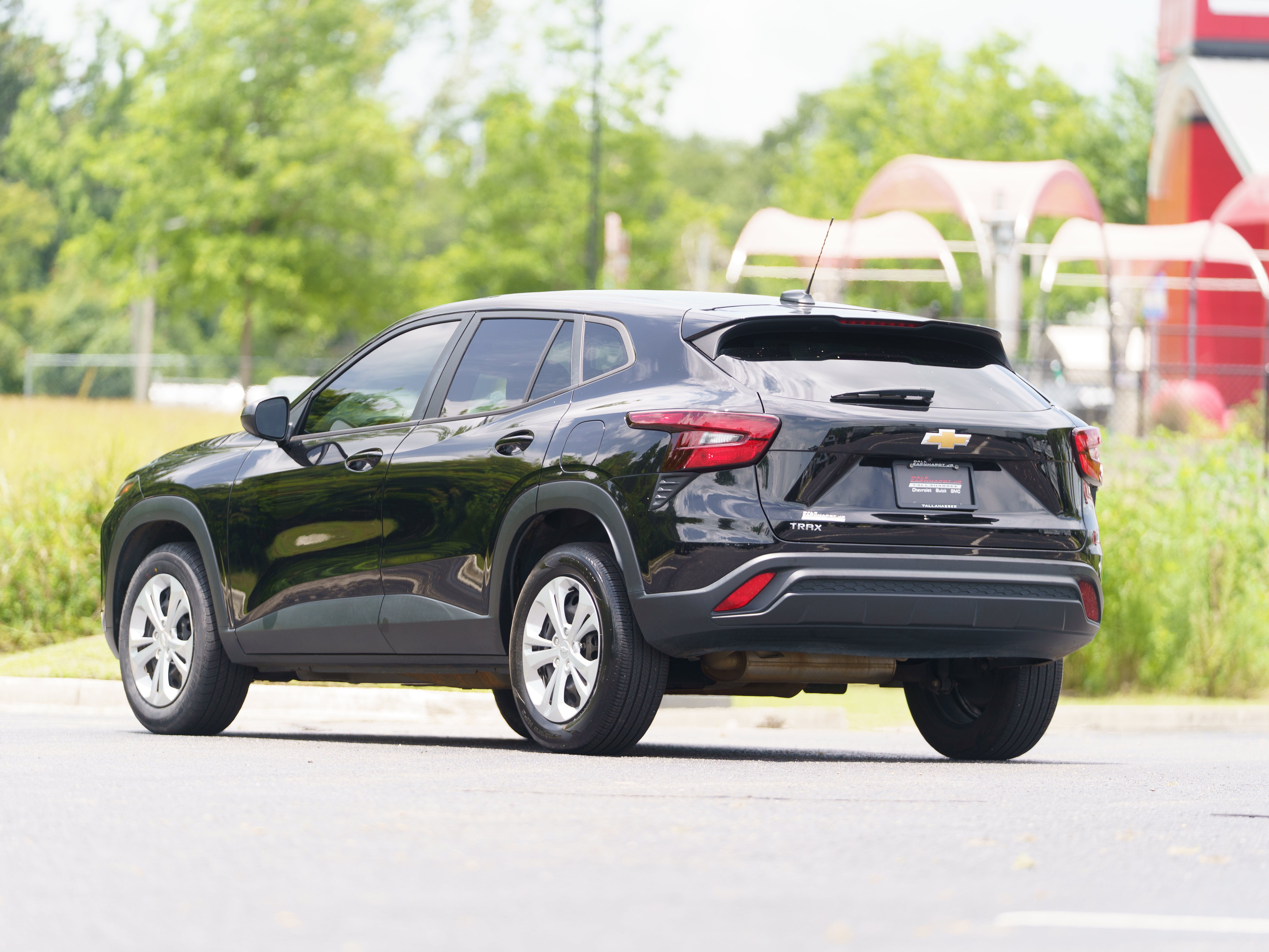 Used 2024 Chevrolet Trax LS FWD image 3