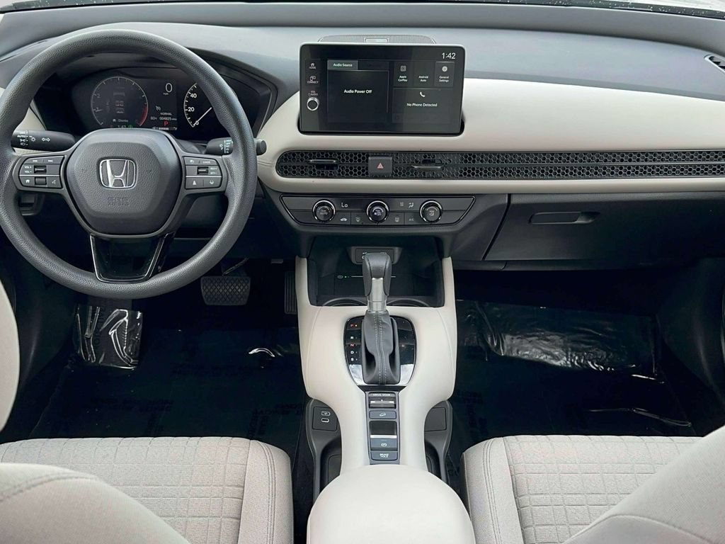Certified 2026 Honda HR-V LX image 10