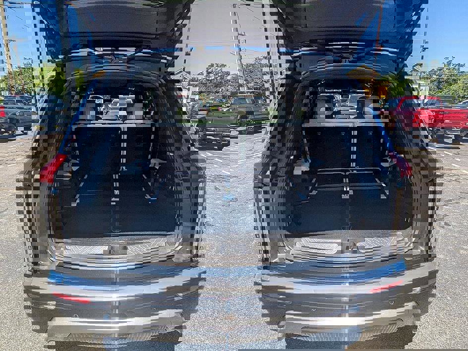 New 2026 Cadillac Vistiq Luxury image 26