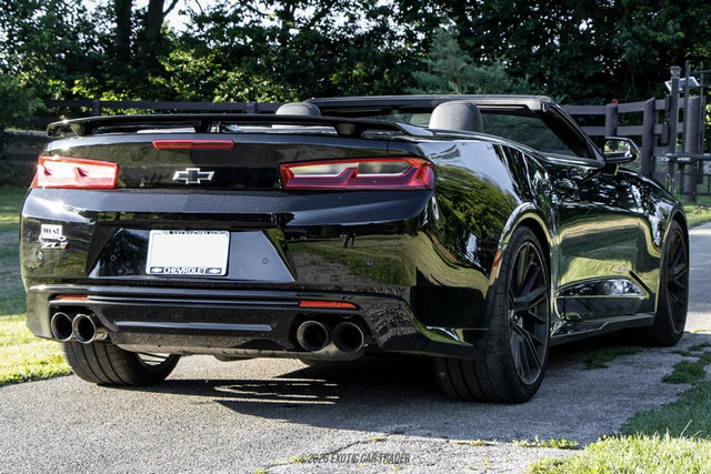 Used 2018 Chevrolet Camaro ZL1 w/ LPO, ZL1 Protection Package RWD image 8