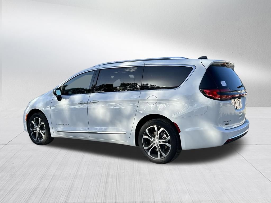 New 2026 Chrysler Pacifica Pinnacle image 7
