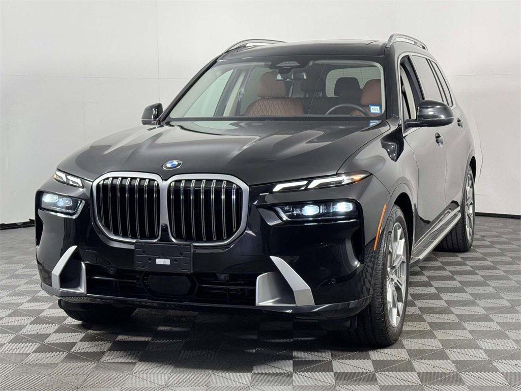 Used 2023 BMW X7 xDrive40i image 7