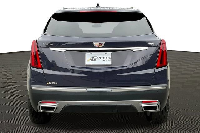 Used 2025 Cadillac XT5 Premium Luxury image 6