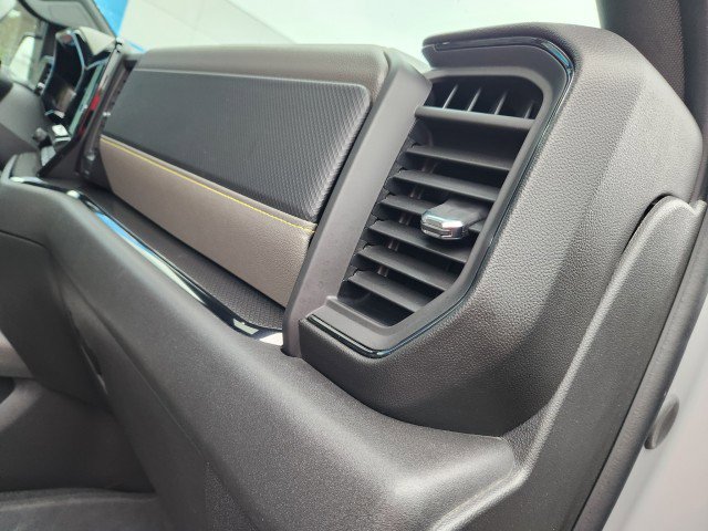 Used 2024 Chevrolet Silverado 1500 ZR2 w/ Technology Package image 16