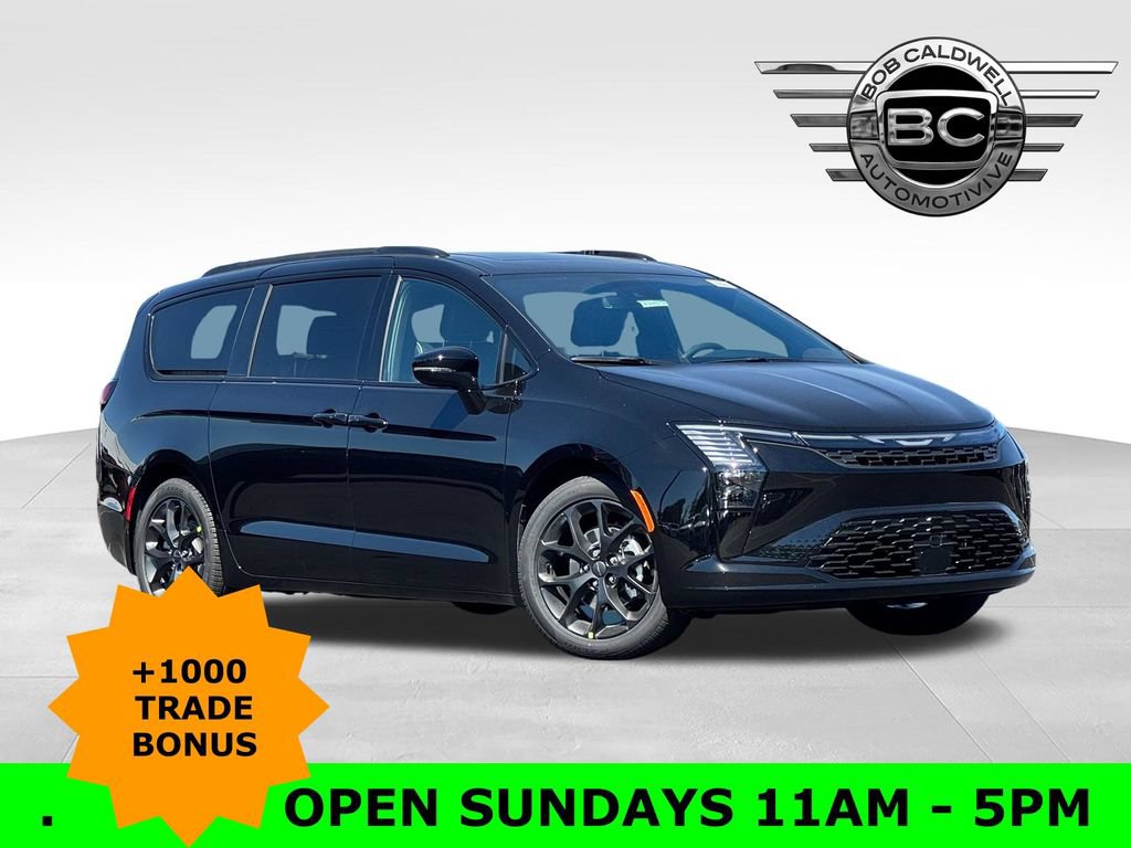 New 2027 Chrysler Pacifica Limited
