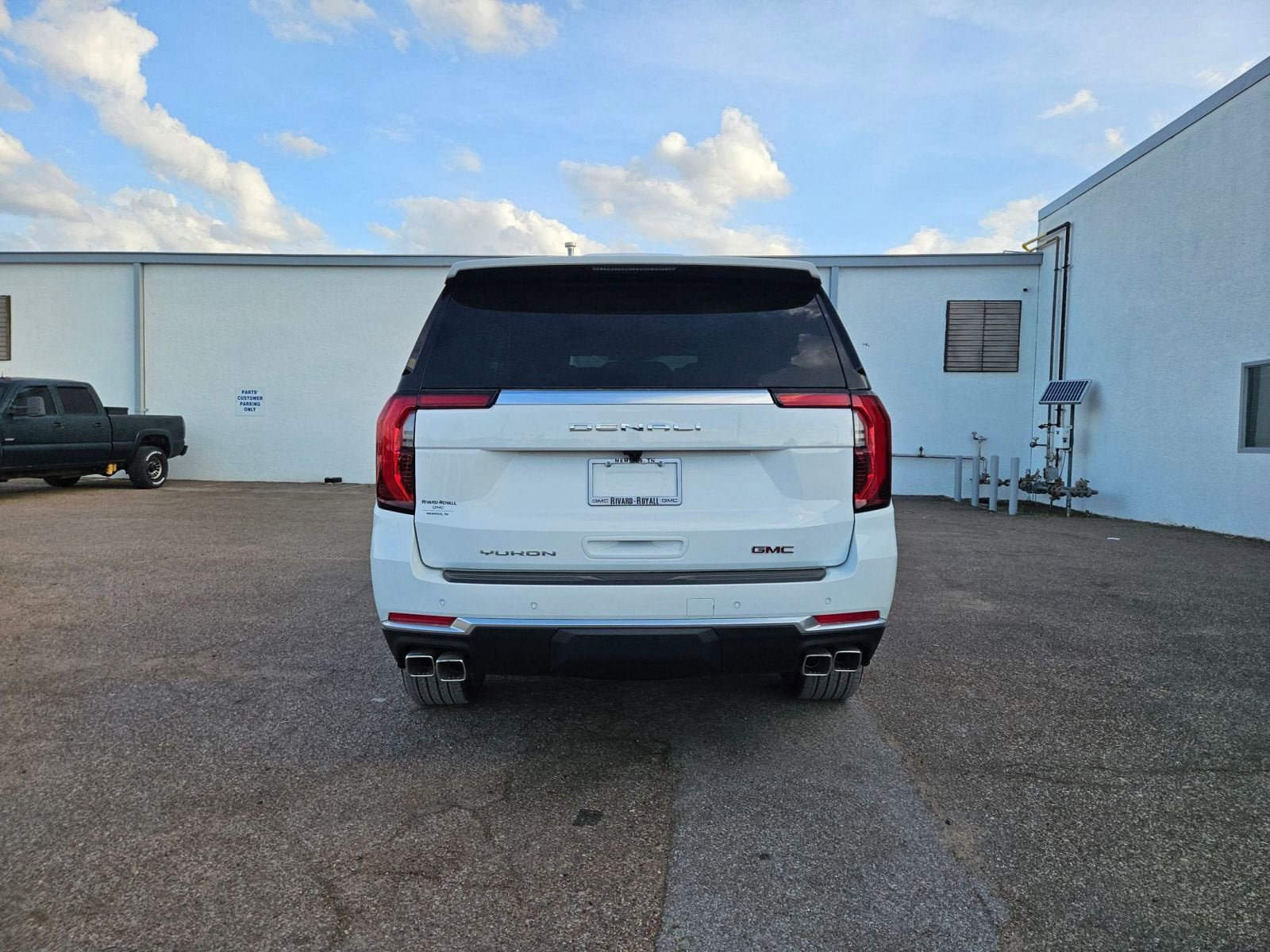 New 2026 GMC Yukon Denali AWD/4WD image 5