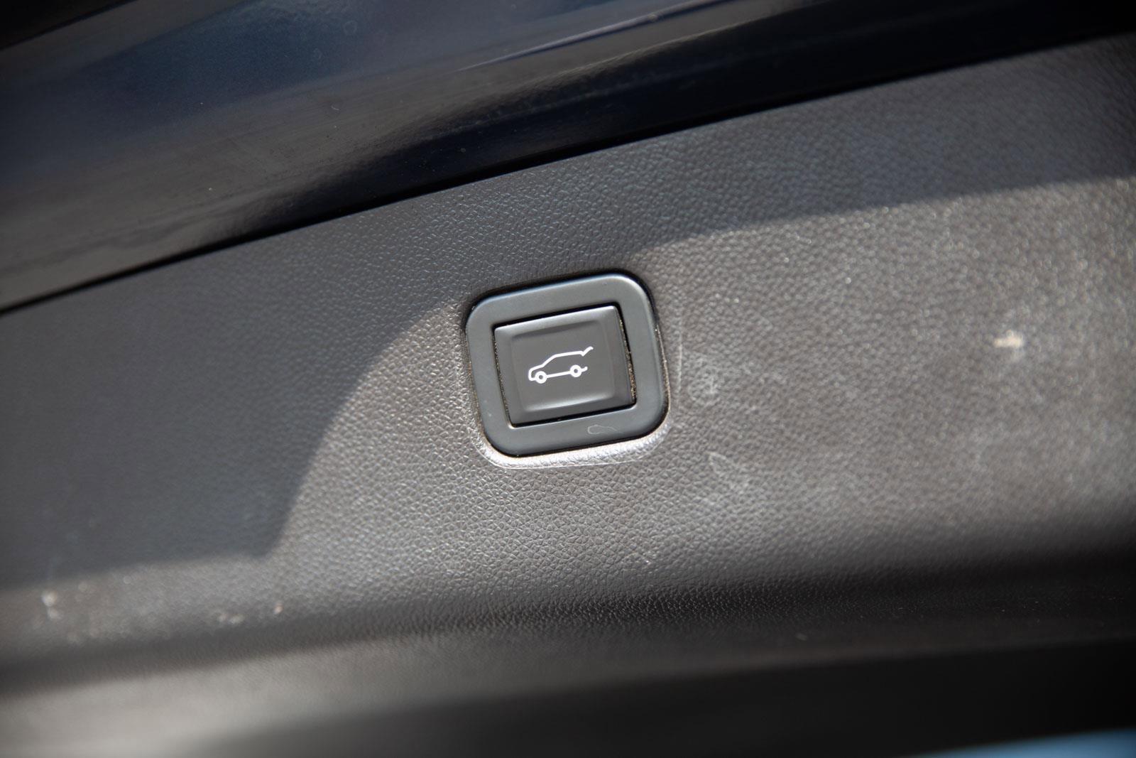 Used 2021 Chevrolet Blazer LT AWD/4WD image 26