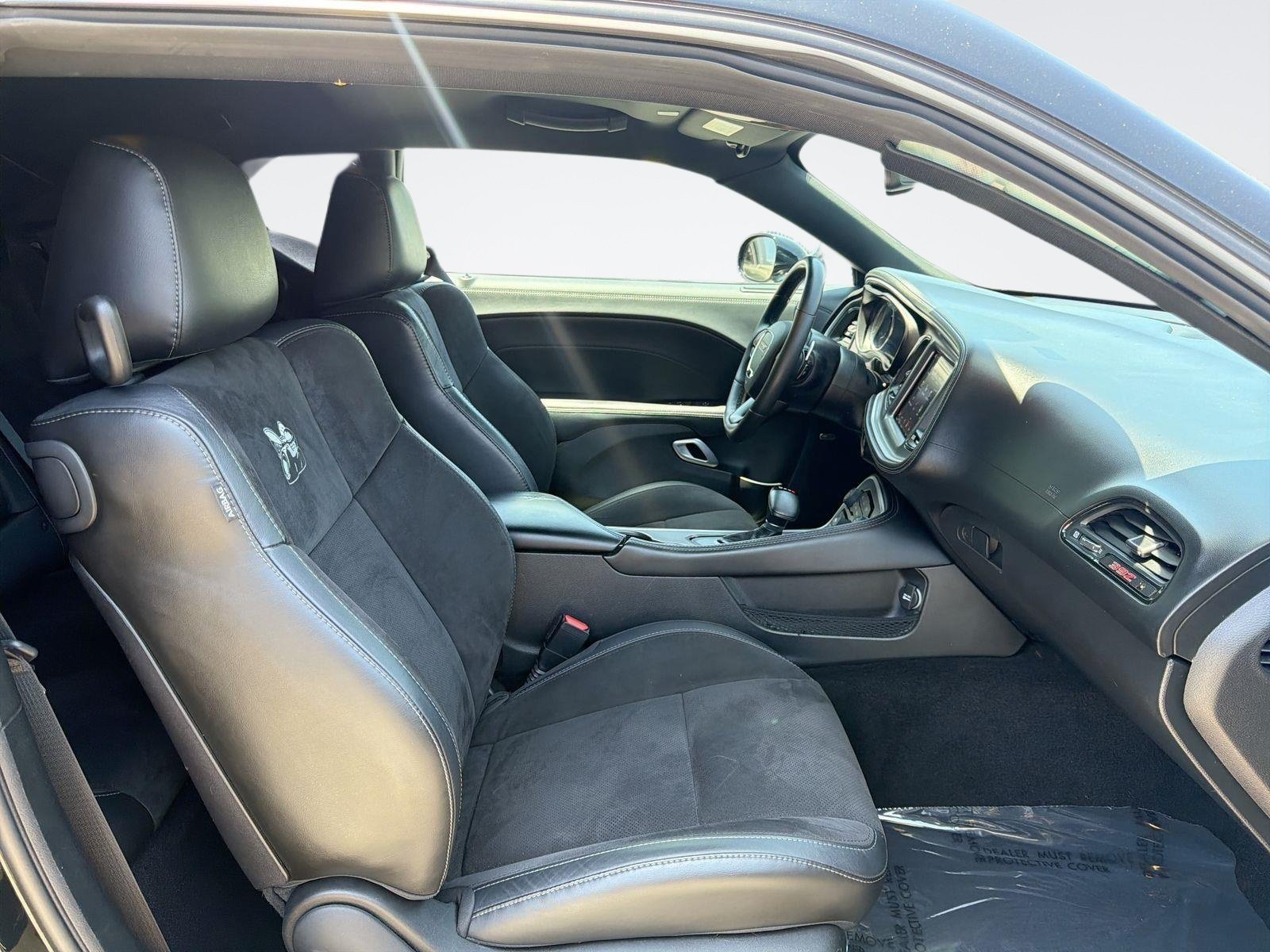 Used 2022 Dodge Challenger R/T Scat Pack RWD image 27
