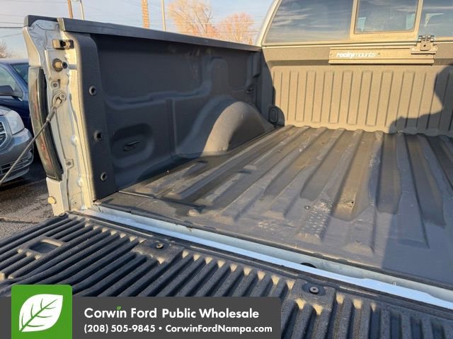 Used 2011 Ford F150 Raptor w/ Raptor Luxury Pkg image 28