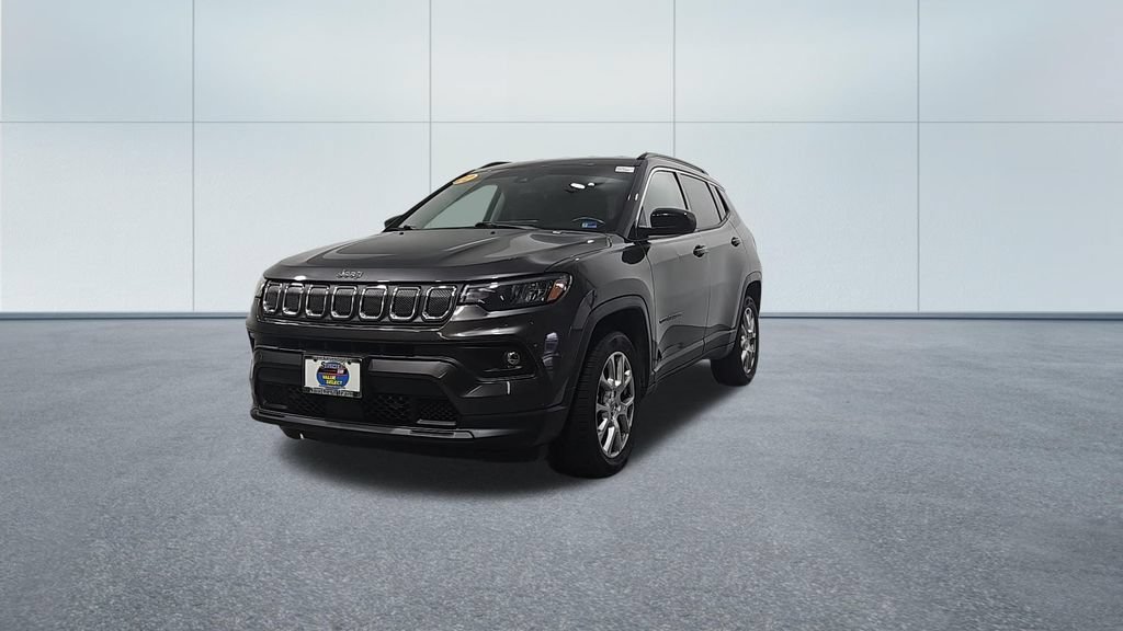 Used 2022 Jeep Compass Latitude w/ Mopar Graphics Package AWD/4WD 360° Tour