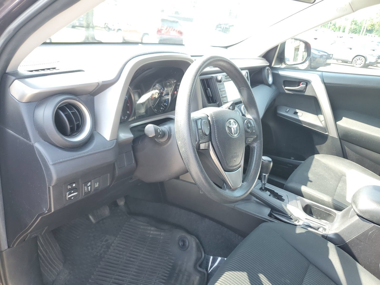 Certified 2018 Toyota RAV4 LE w/ All Weather Liner Package FWD image 19
