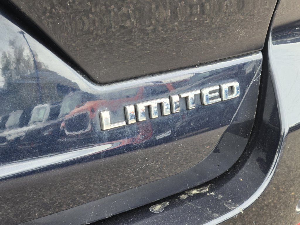 Used 2024 Jeep Grand Cherokee Limited w/ Luxury Tech Group II AWD/4WD image 13