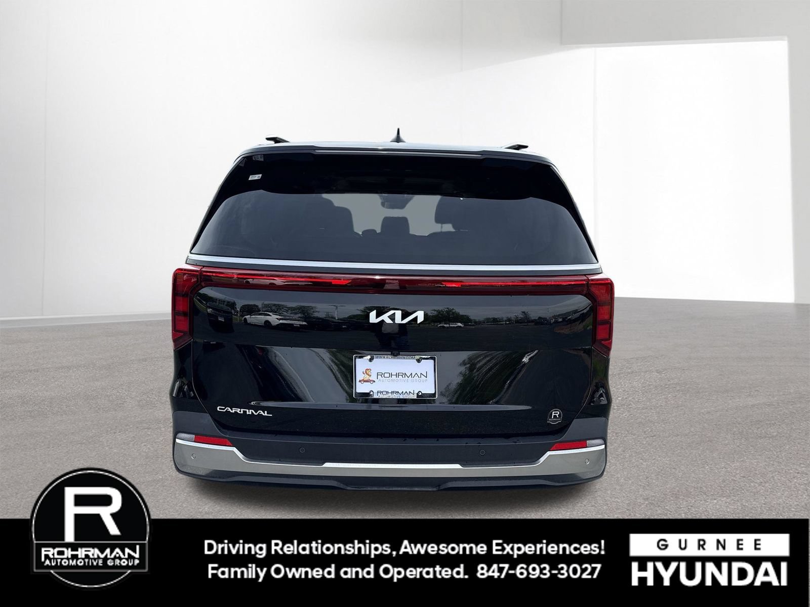 Used 2026 Kia Carnival SX FWD image 8