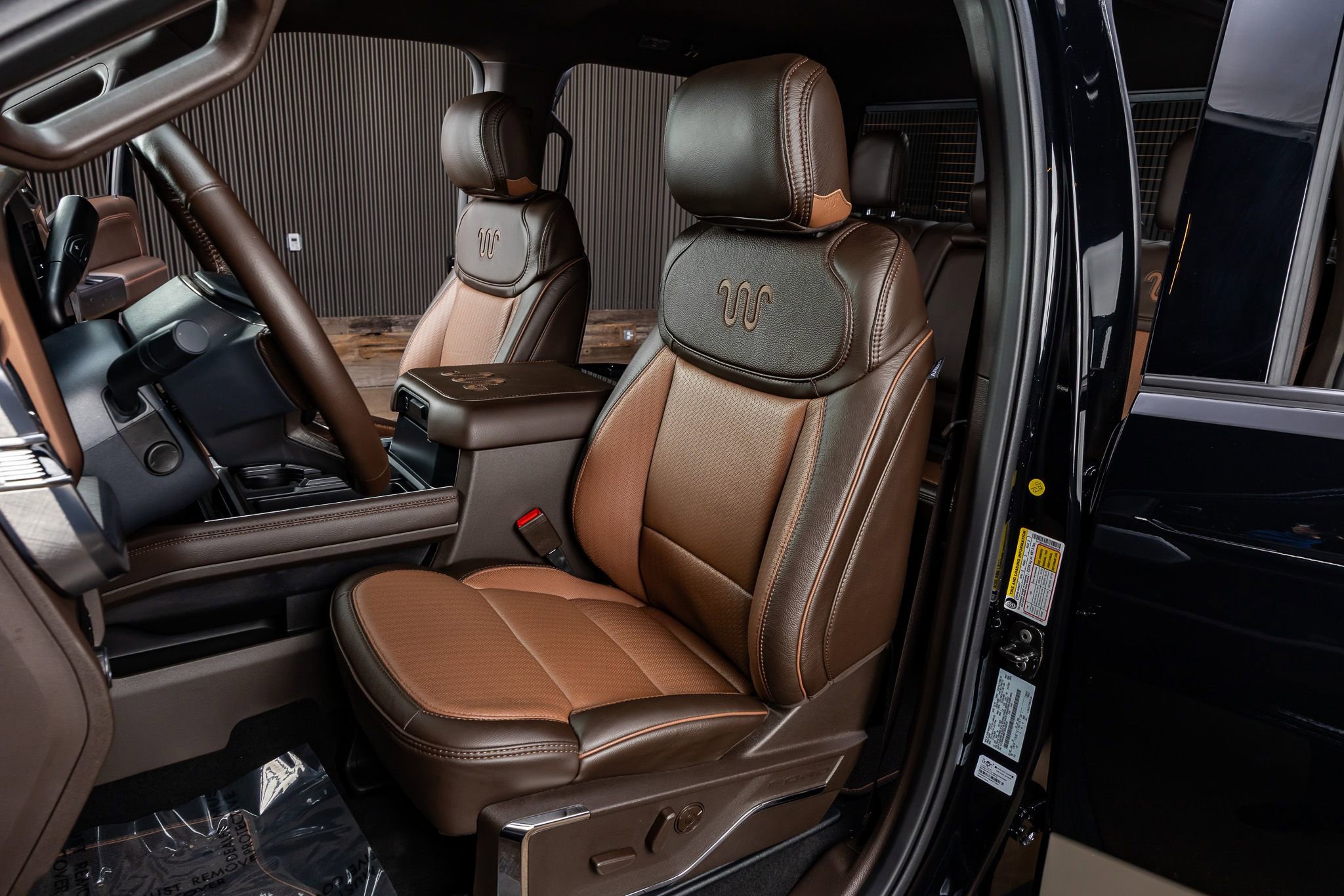 Used 2026 Ford F450 King Ranch w/ FX4 Off-Road Package image 29