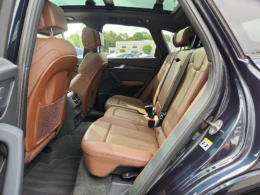 Used 2019 Audi Q5 2.0T Premium Plus w/ Premium Plus Package AWD/4WD image 16