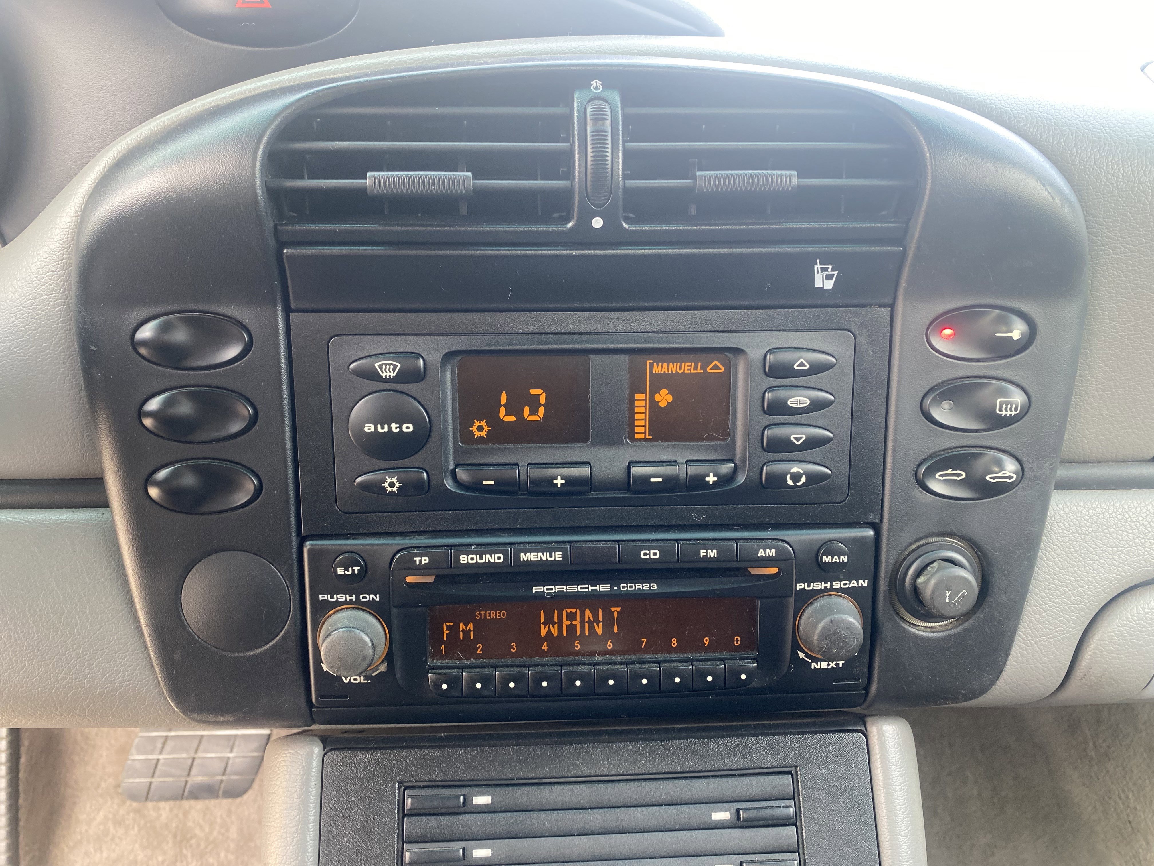 Used 2003 Porsche Boxster image 13