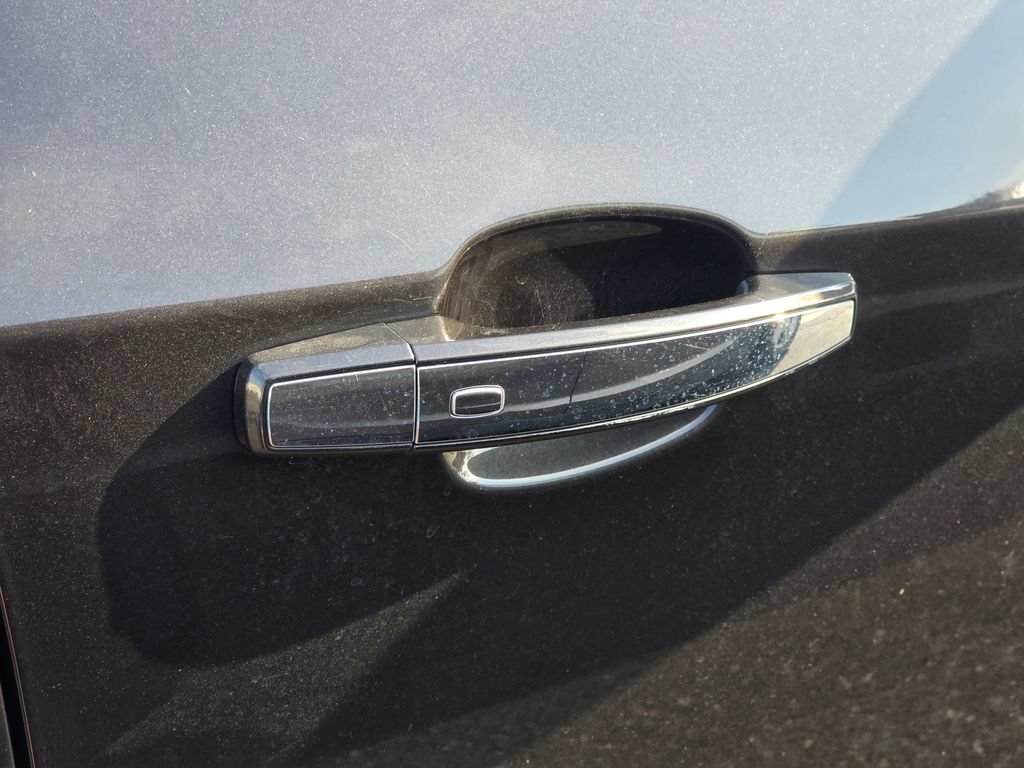 Used 2014 Buick Verano Leather FWD image 18