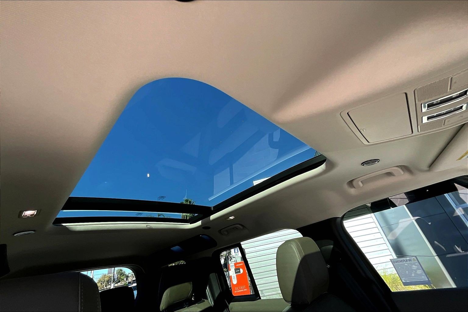 Used 2020 Land Rover Defender 110 S image 21