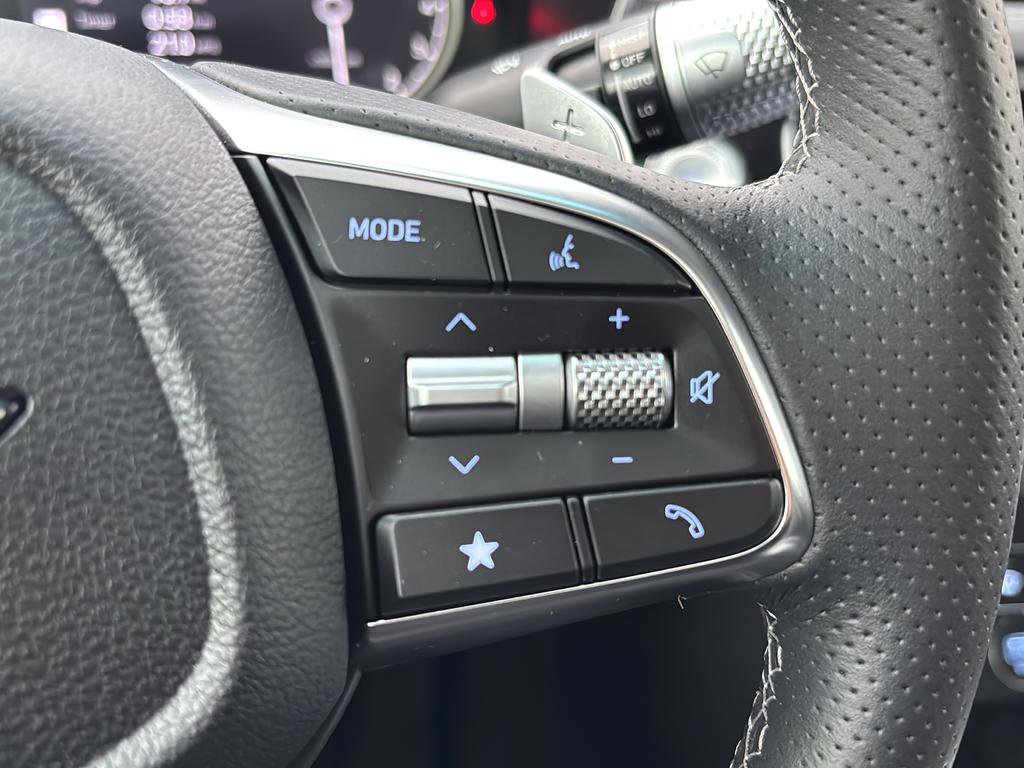 Certified 2026 Genesis G70 2.5T Prestige image 27