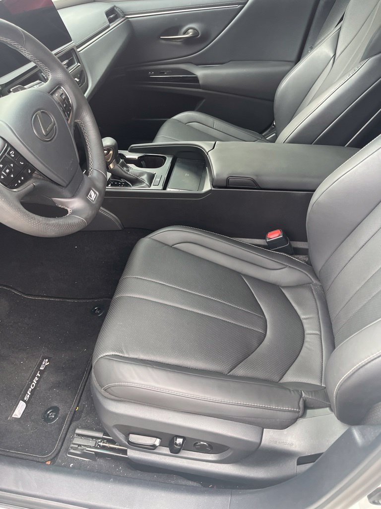 Certified 2024 Lexus ES 350 F Sport w/ Accessory Package (Z2) FWD image 4