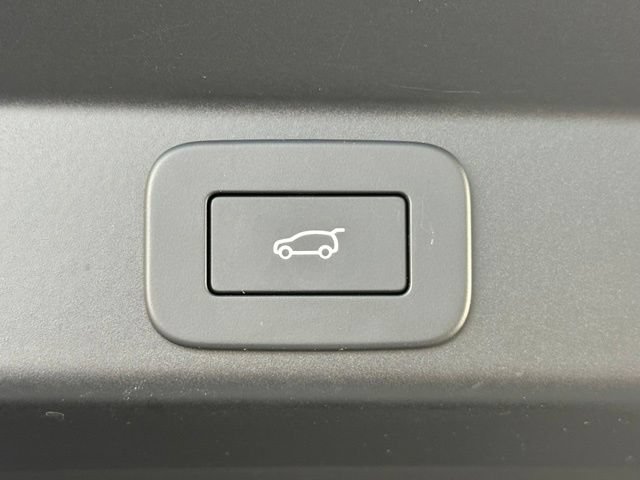 Certified 2025 Land Rover Range Rover Sport Dynamic SE AWD/4WD image 18