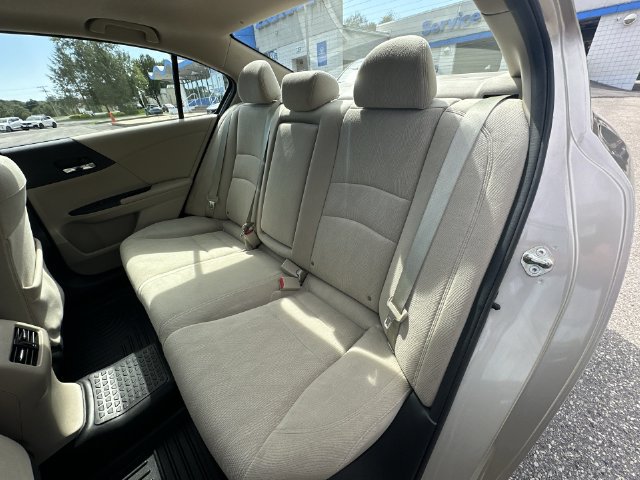 Used 2015 Honda Accord EX image 33