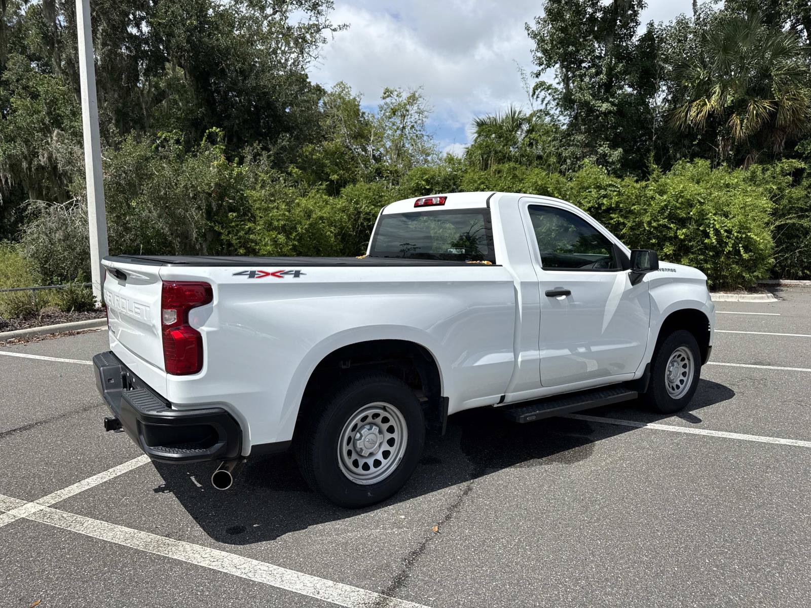 Used 2025 Chevrolet Silverado 1500 W/T w/ Trailering Package AWD/4WD image 3