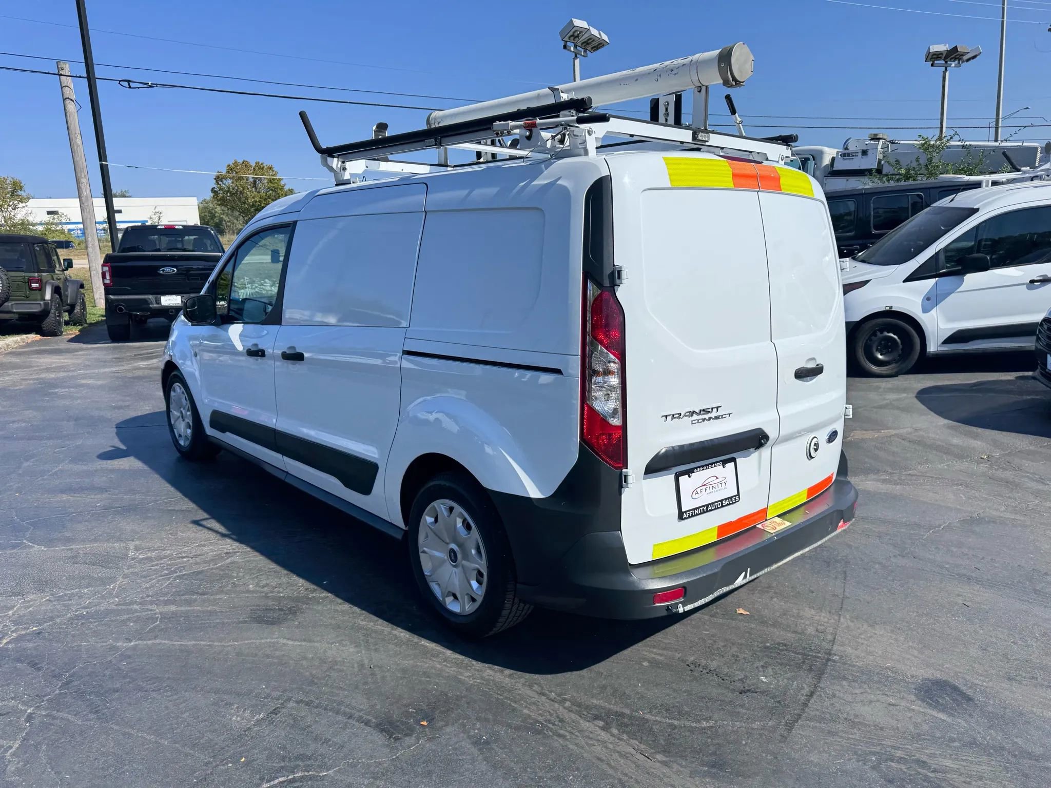 Used 2014 Ford Transit Connect XL image 3