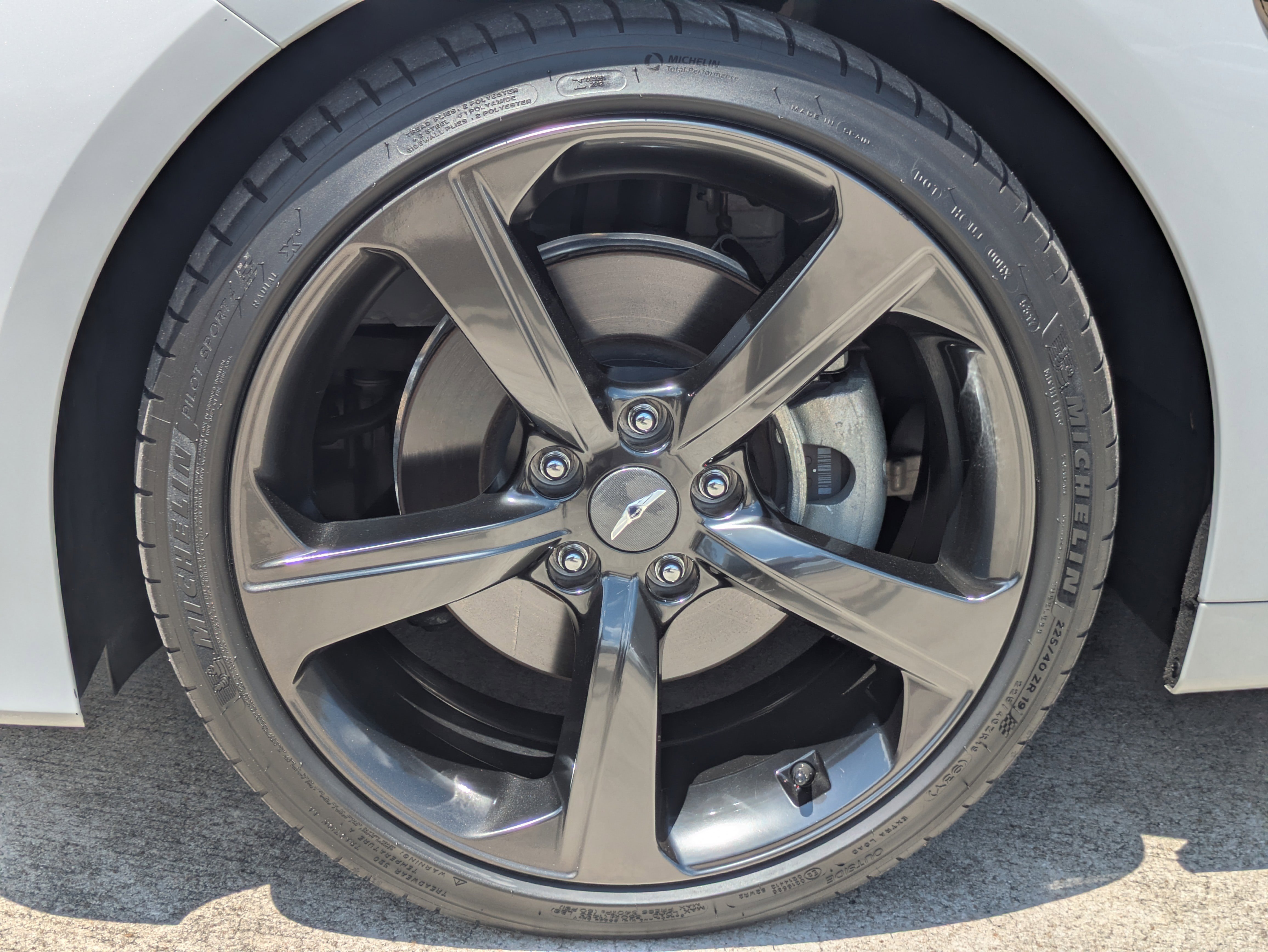 Used 2019 Genesis G70 2.0T Advanced w/ Sport Package RWD image 29