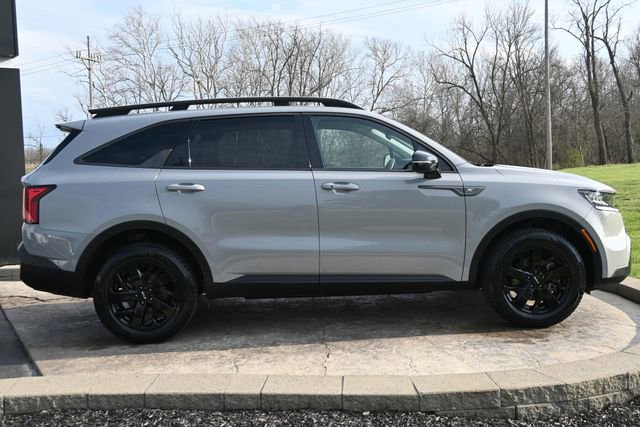 Used 2022 Kia Sorento S w/ Panoramic Sunroof Package image 4