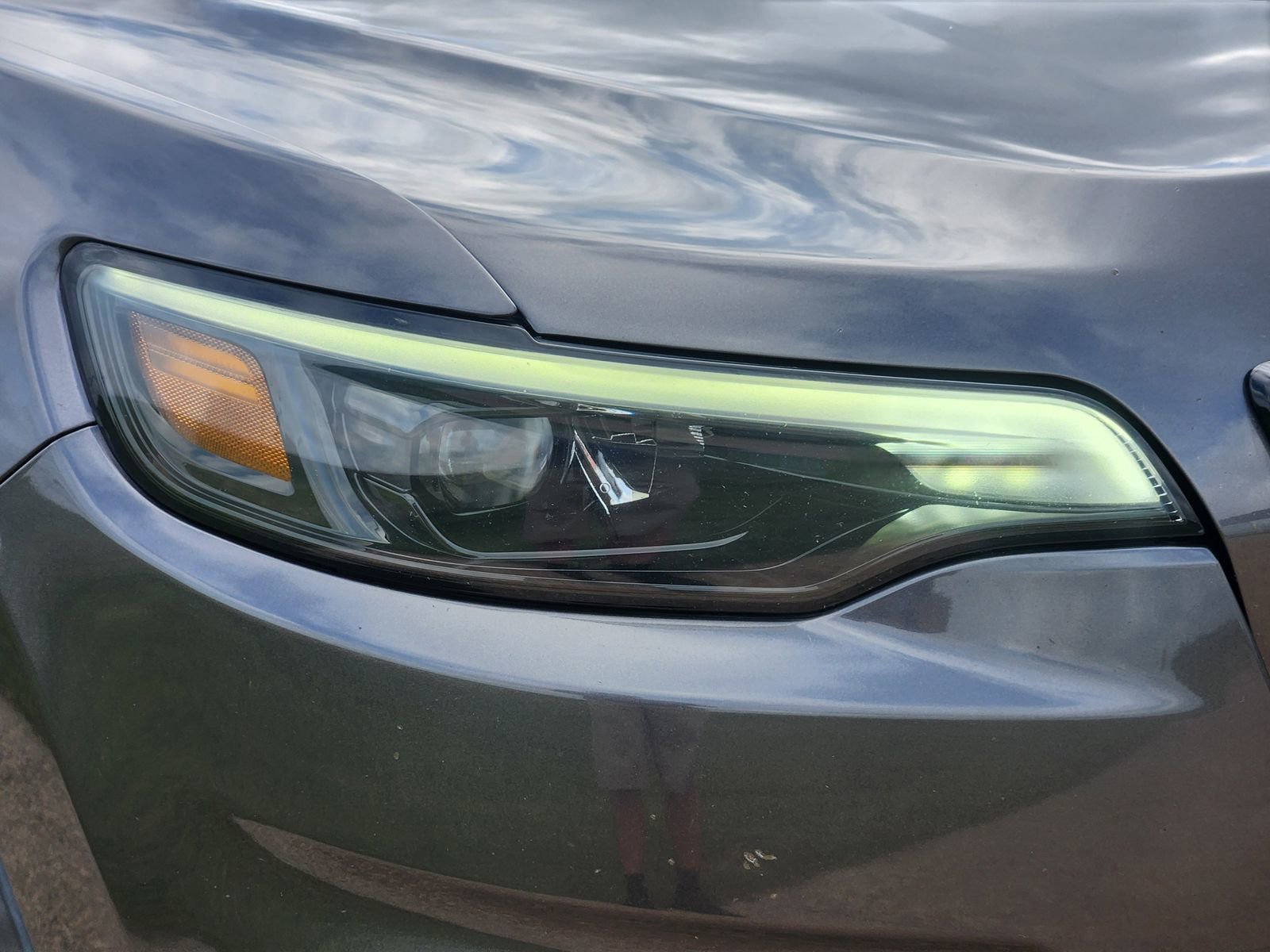 Used 2019 Jeep Cherokee Latitude Plus image 11