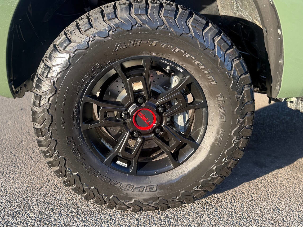 Used 2020 Toyota Sequoia TRD Pro AWD/4WD image 93