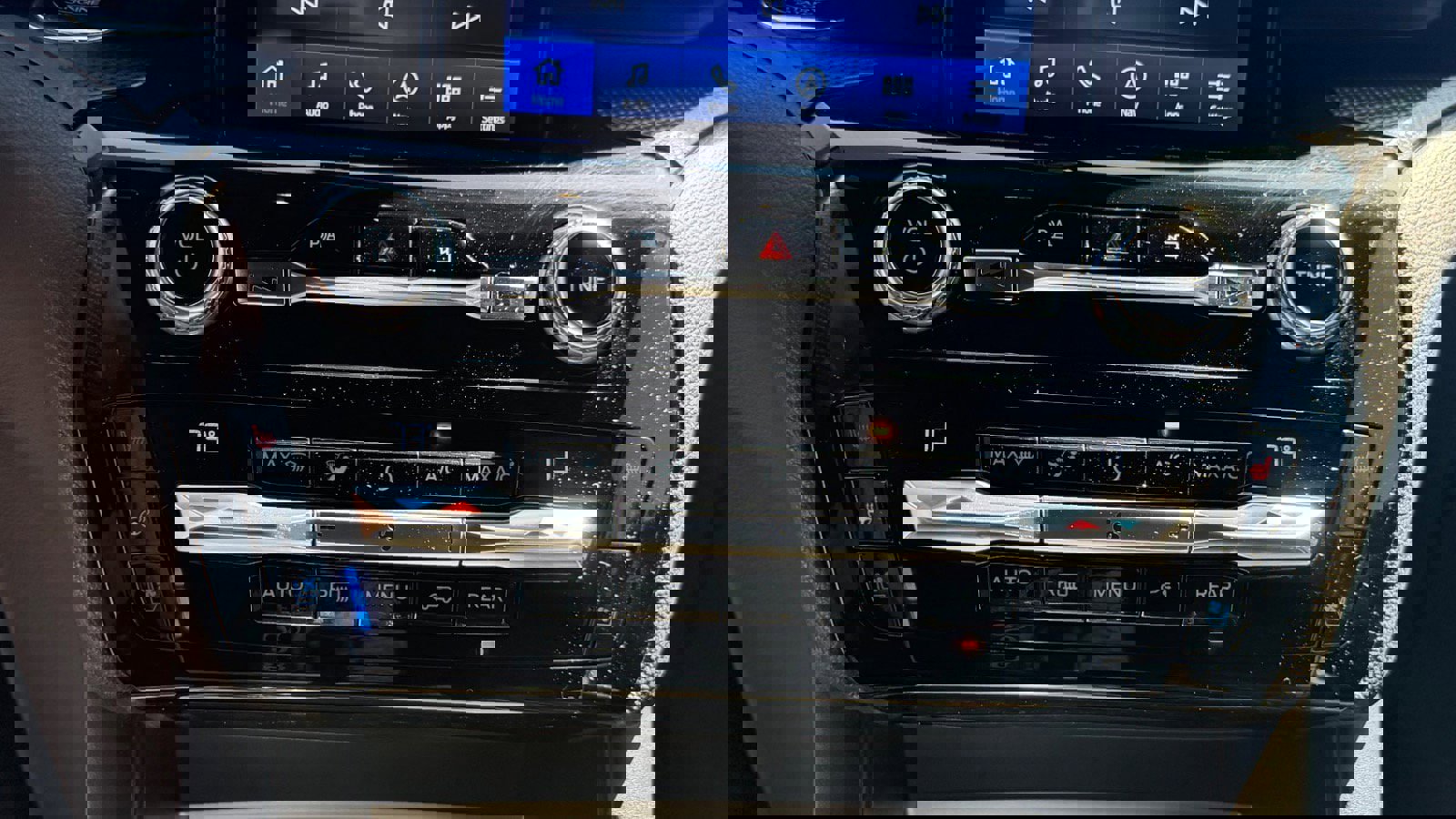 Certified 2021 Ford Explorer ST w/ Equipment Group 401A AWD/4WD image 47