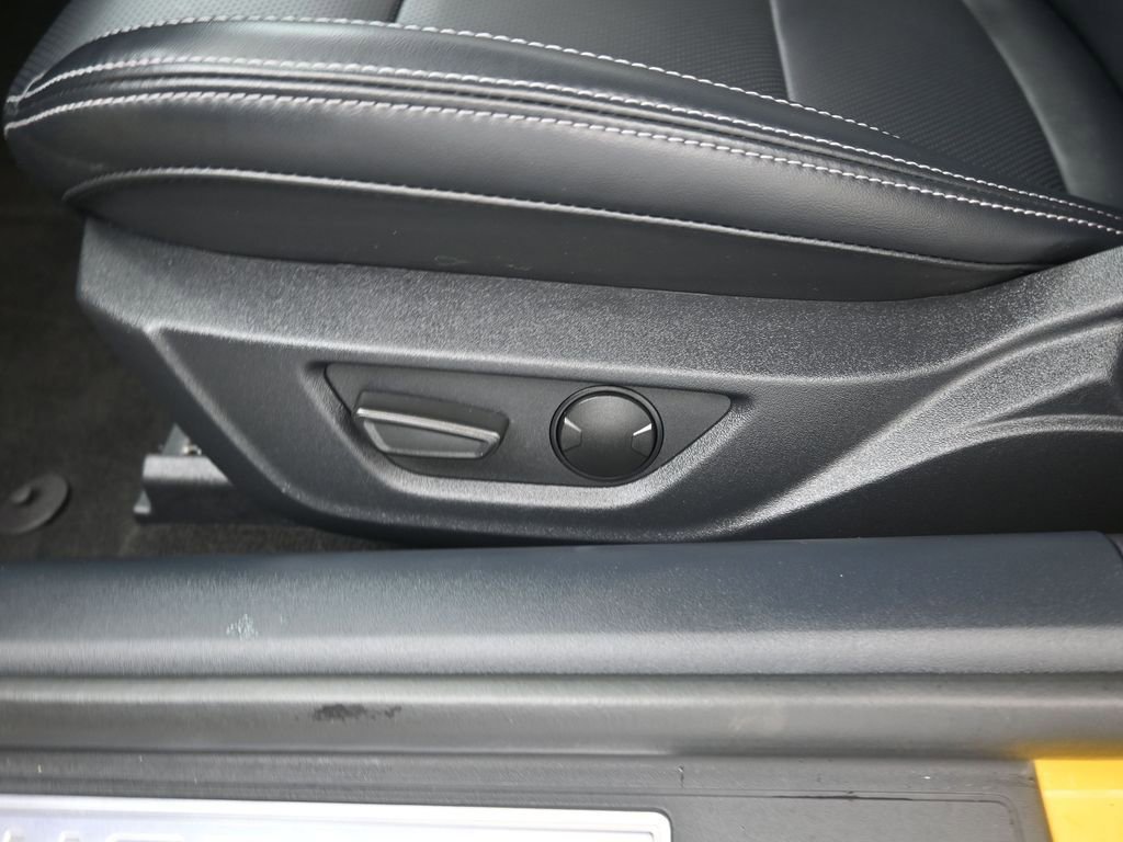 Used 2024 Ford Mustang Premium image 13