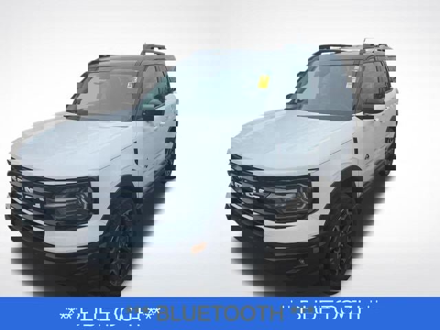 Used 2022 Ford Bronco Sport Outer Banks w/ Tech Package image 2