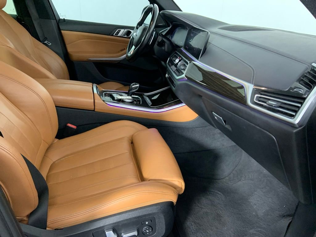 Used 2019 BMW X5 xDrive40i w/ Convenience Package AWD/4WD image 16