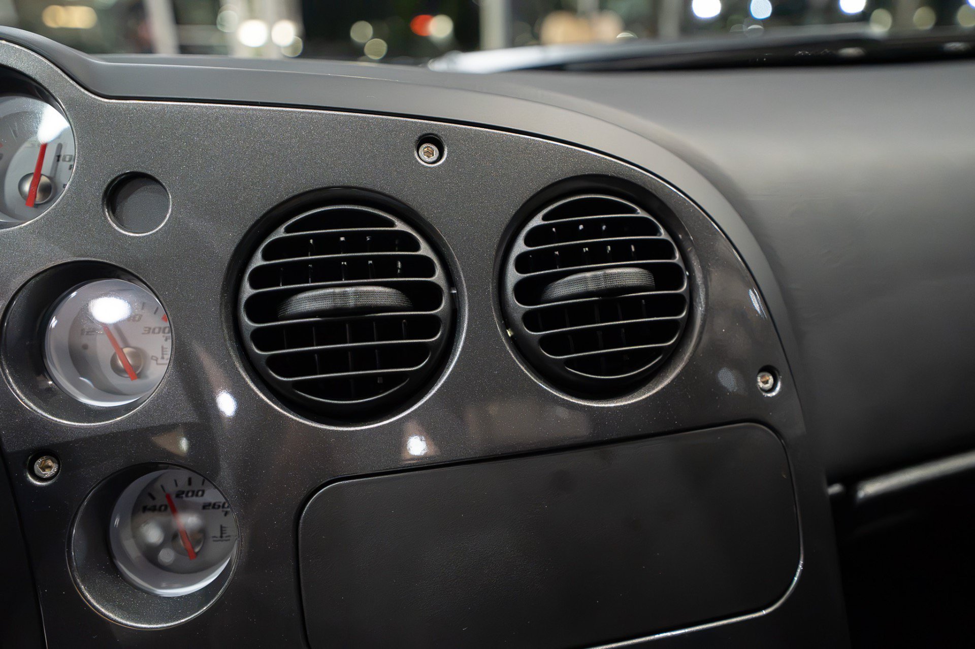 Used 2010 Dodge Viper ACR RWD image 15