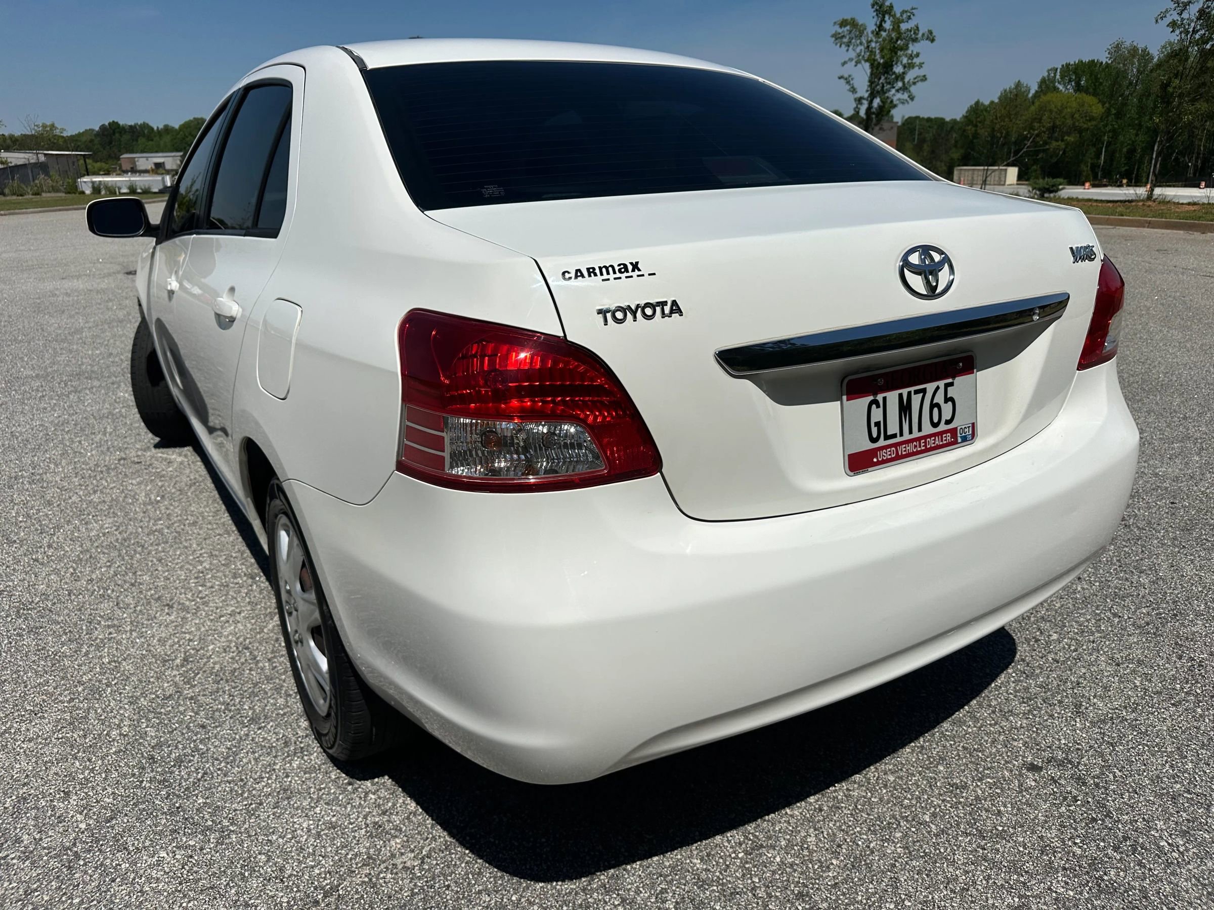 Used 2011 Toyota Yaris Sedan image 3