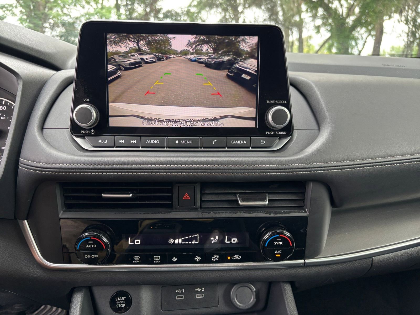 Used 2025 Nissan Rogue SV FWD image 17