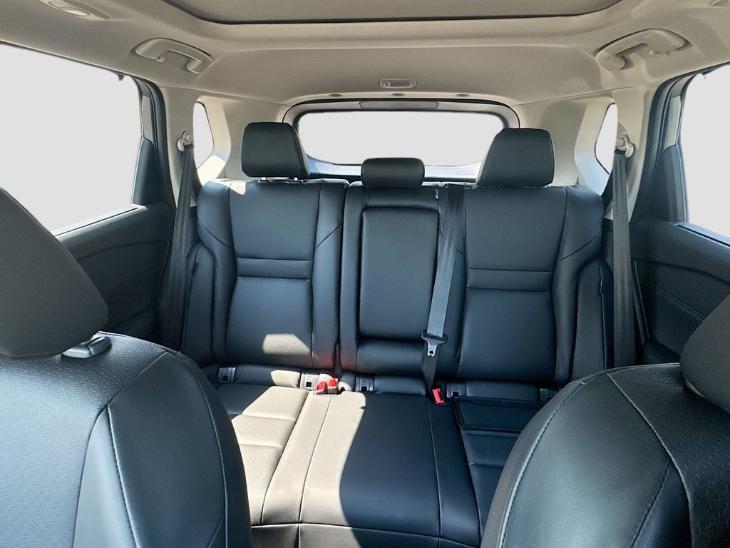 Used 2024 Nissan Rogue SV w/ SV Premium Package FWD image 23