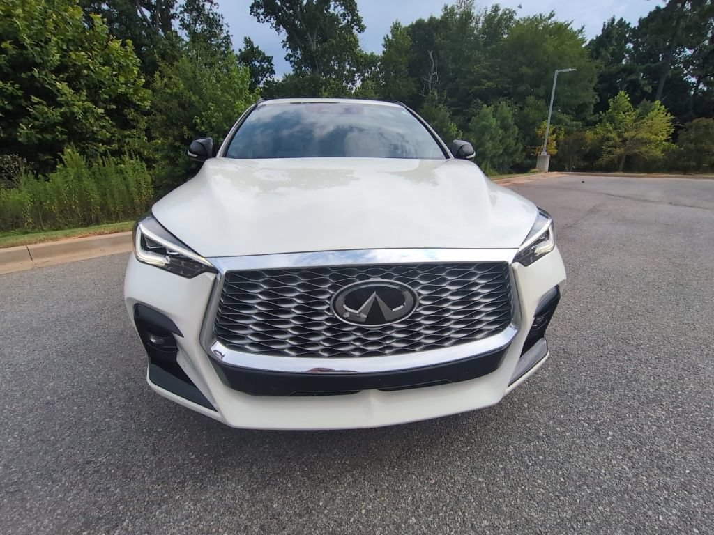 Used 2023 INFINITI QX55 Essential AWD/4WD image 3